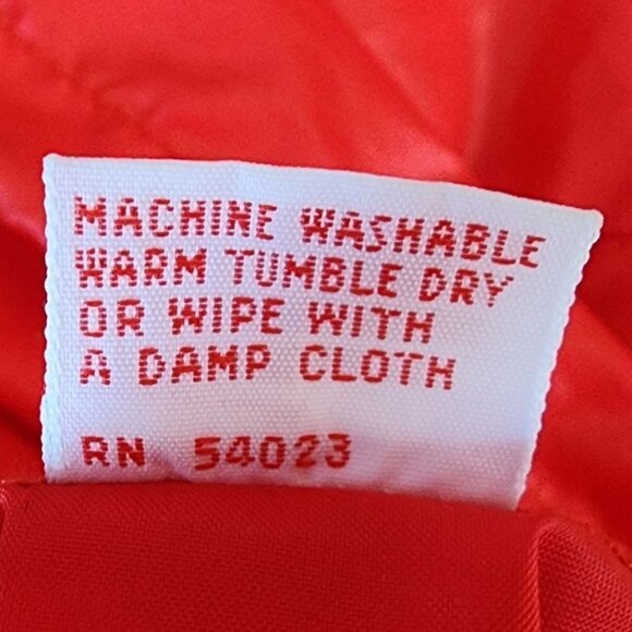 Vintage Gap 7-Eleven Hooded Red Windbreaker Pullover Jacket Mens Medium - Picture 14 of 14